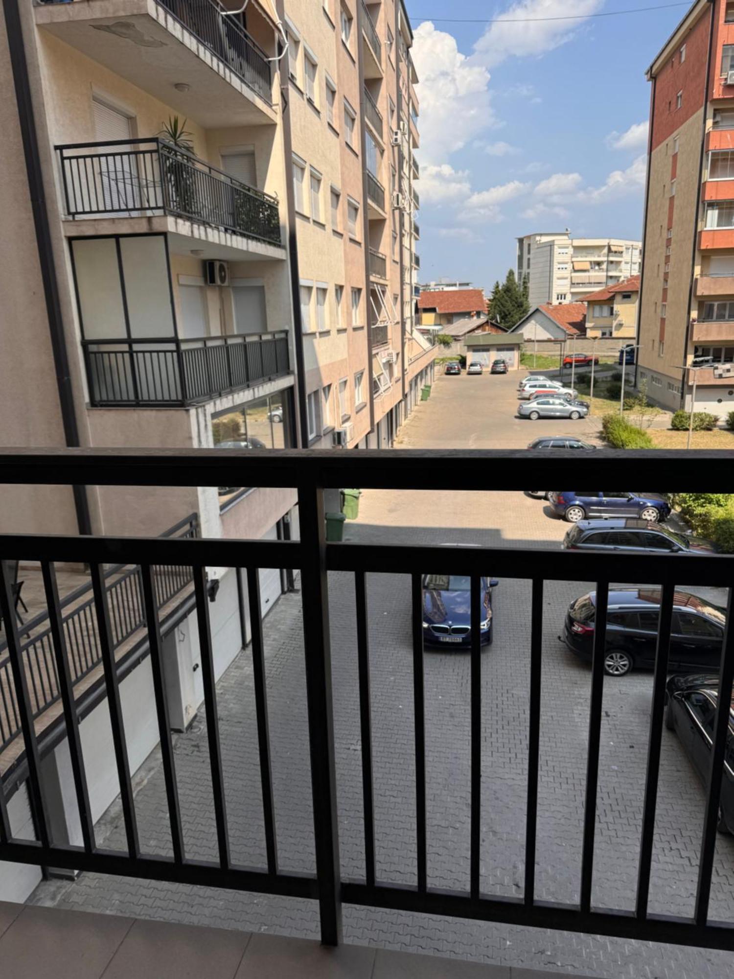 Big Spacious Apartment In Pej Center With Wi-Fi Peje Dış mekan fotoğraf